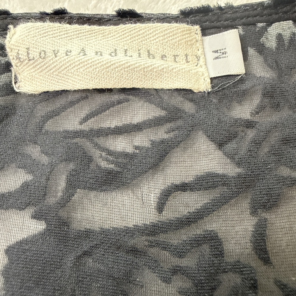 Johnny Was 4 Love and Liberty Velvet Burnout Tunic Top Black M Whimsigoth Lace - Picture 7 of 10